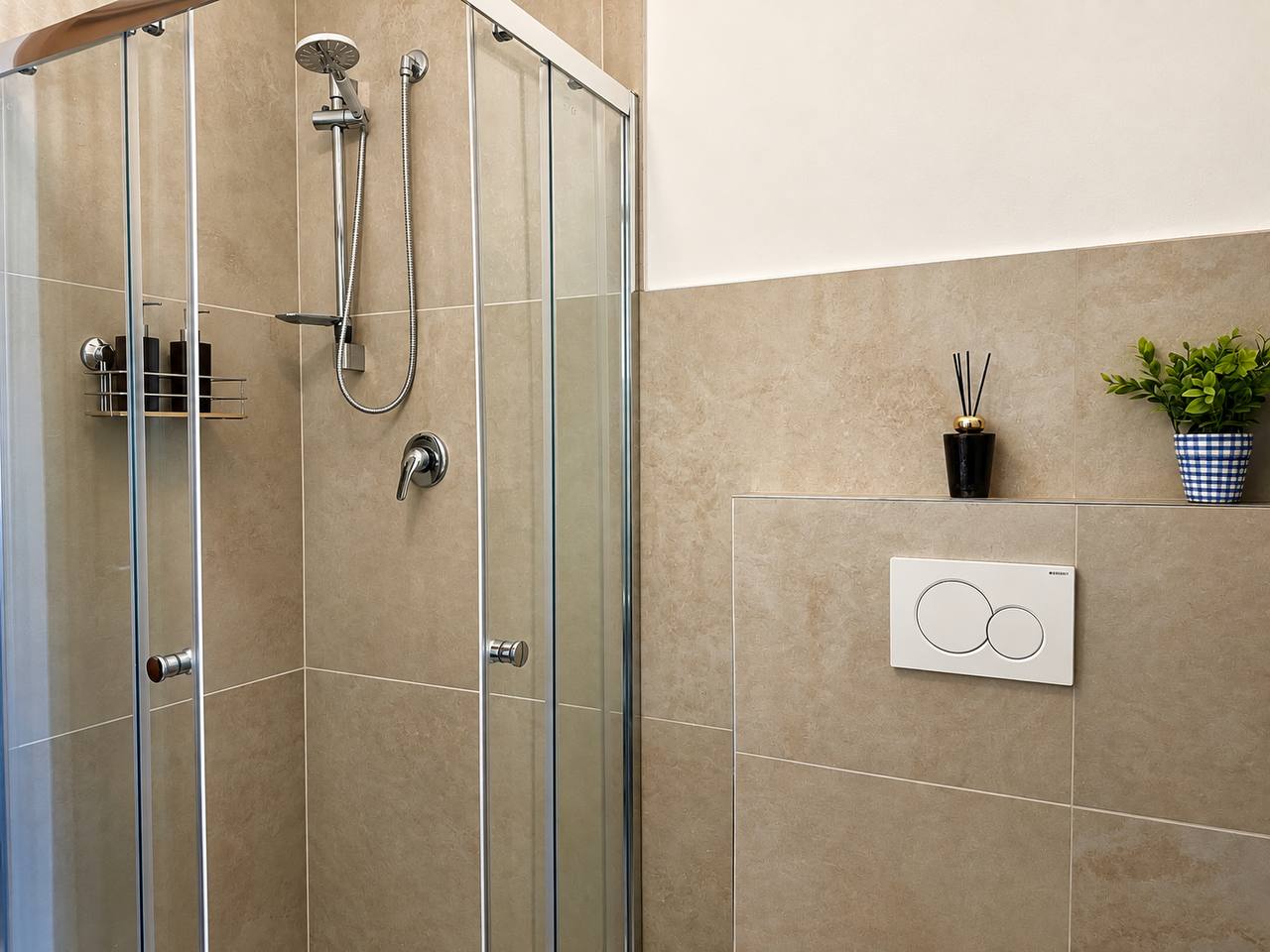 Bathroom shower